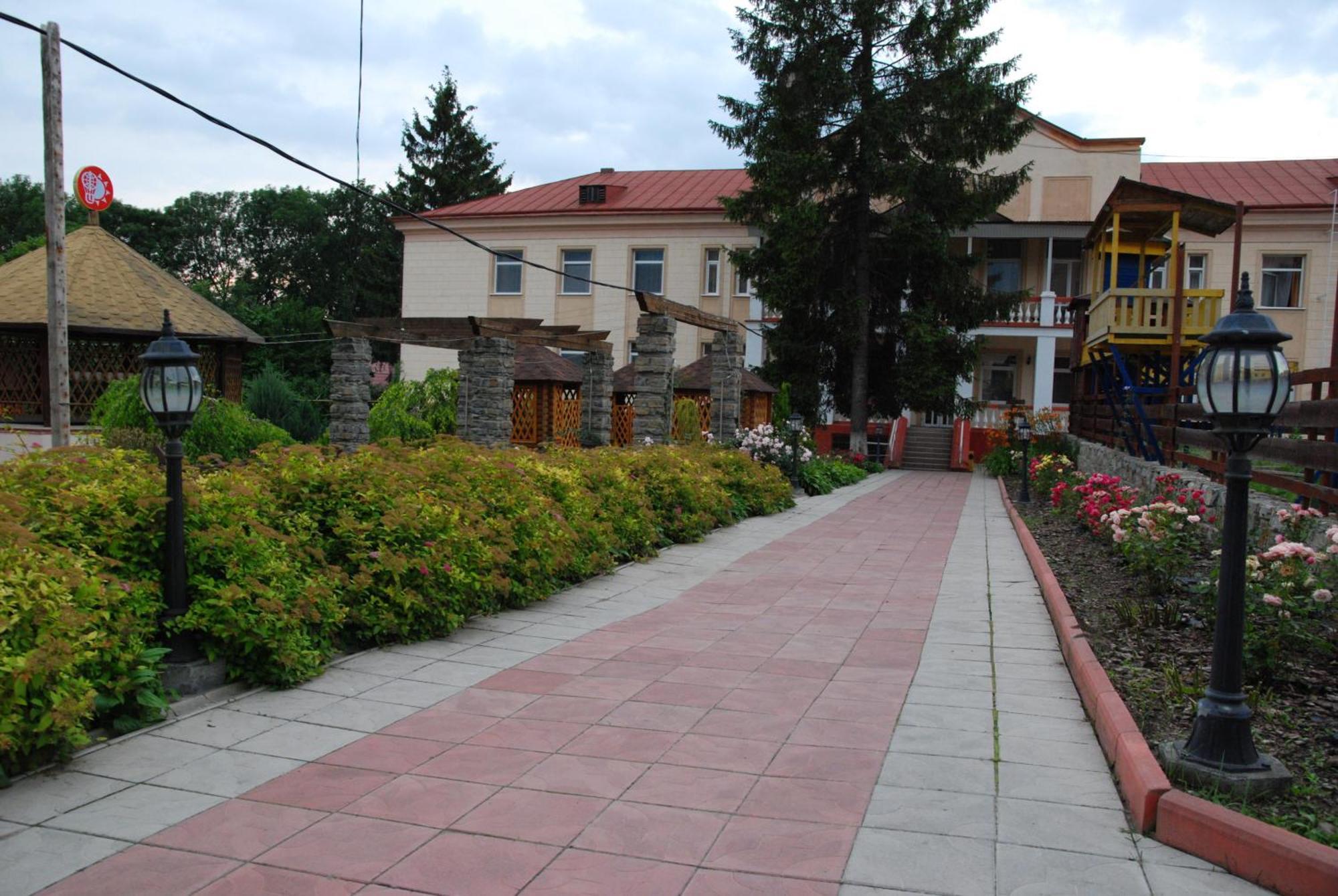 Filvarki-Centre Kamianets-Podilskyi Ngoại thất bức ảnh