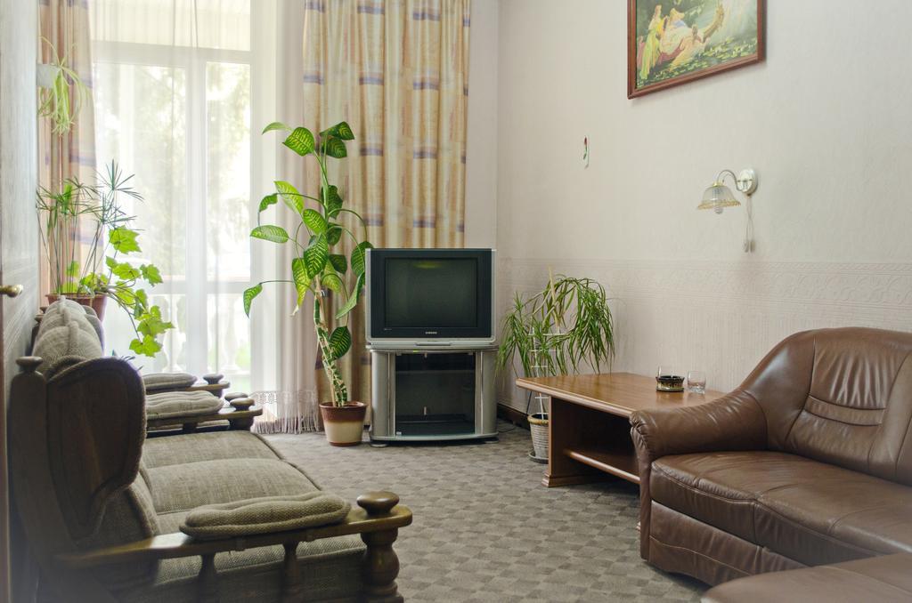 Filvarki-Centre Kamianets-Podilskyi Ngoại thất bức ảnh
